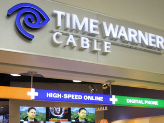 Time Warner продаст второго по величине оператора кабельного телевидения США