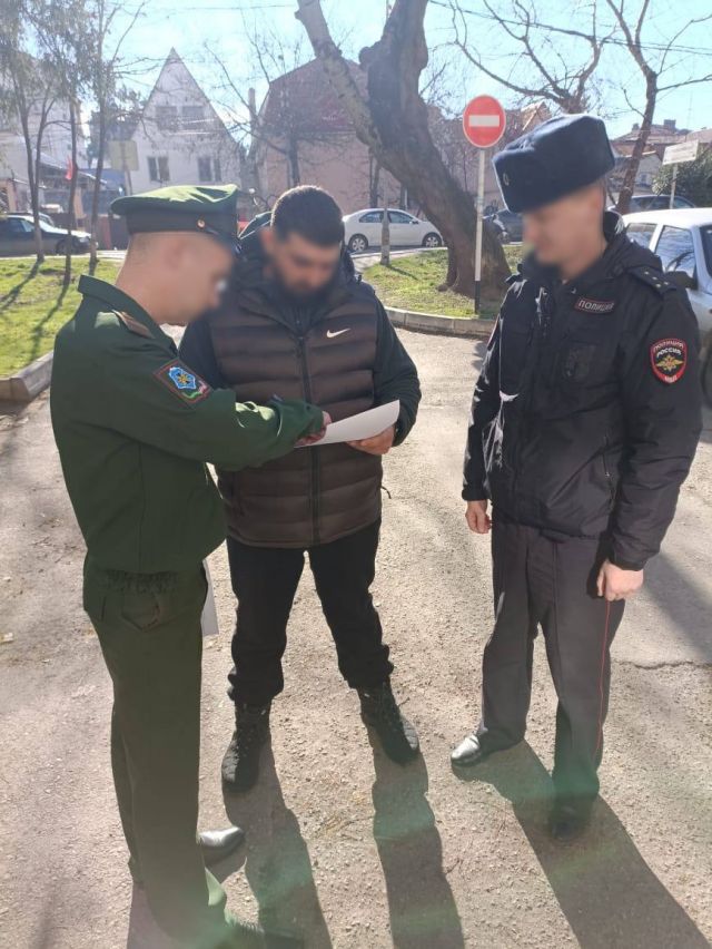 В Краснодарском крае продолжают ставить на воинский учет натурализованных граждан
