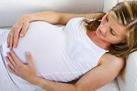 Во время беременности будущий ребенок делится своими стволовыми клетками с матерью