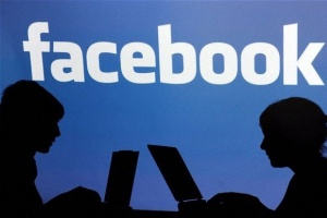 Аудитория Facebook выросла до 1,32 миллиарда пользователей