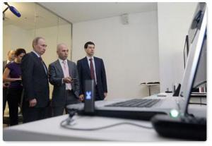 Путину продемонстрировали разработанные компанией «Yota» технические новинки