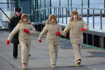 Почему вы вступили в юнармию и чем бы вы хотели заниматься