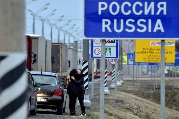 Для отдельных категорий иностранцев сняты ограничения на пересечение российской границы