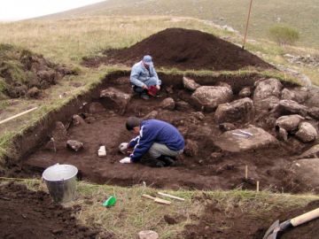 Ученые АлтГУ при поддержке Фонда «История Отечества» организуют международную археологическую экспедицию «Салаир»