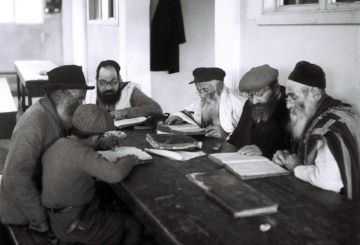 Еврейские лидеры РФ напомнили об особом значении праздников Шмини Ацерет и Симхат Тора