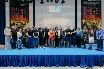 Новые методы нанесения декоративных штукатурок показали на форуме ColorMix 2022 в Москве