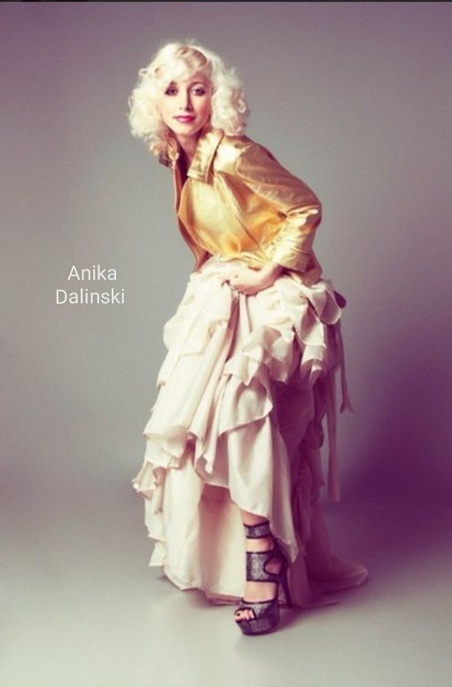 Аника Далински выпускает новый сингл «‎Жар-птица»‎