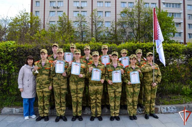 Учащиеся подшефного класса Росгвардии школы №19 г. Йошкар-Олы заняли призовые места на X Военно-патриотическом слёте «Москва. Май. Победа!»