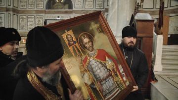В Севастополь прибыла икона святого благоверного князя Александра Невского