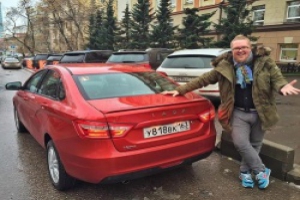 Радиоведущий Сергей Стиллавин назвал вульгарной рекламу депиляции в Ростове