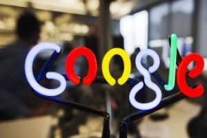 Google зарабатывает на рекламе больше, чем все печатные издания США