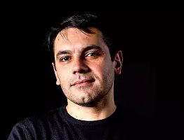 Экс-директор по маркетингу «Одноклассников» Арсен Исрапилов вышел на работу в Google