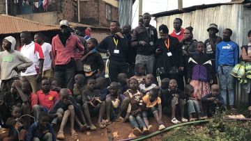 В Кении завершились съемки голливудского проекта «Вид свысока»