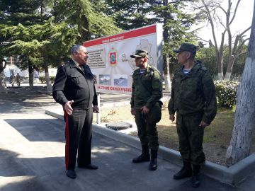 Генерал-лейтенант Шилов посетил 810 бригаду морской пехоты