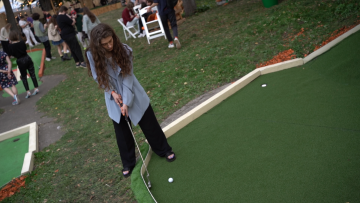 Event-агентство Esthetic Joys провело мероприятие в американском стиле на гольф-поле «Чайки».