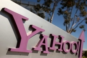 Yahoo! продаст сотни доменов премиум-класса