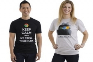 Microsoft продает кепки и футболки с антирекламой Google