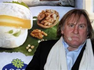 Жерар Депардье занялся рекламой дурно пахнущего немецкого сыра