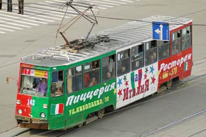 На общественном транспорте в Смоленске запретили размещать рекламу