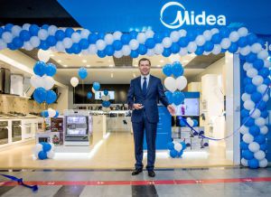 Midea открывает первый фирменный магазин в Москве