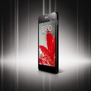 Дизайнер смартфонов LG: «Дизайнерские принципы LG Chocolate и Prada нашли воплощение в Optimus G»