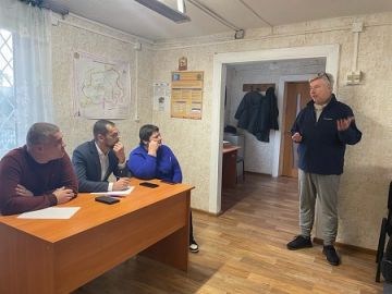Сотрудники «Калугаэнерго» встретились с жителями д. Гремячево Перемышльского района