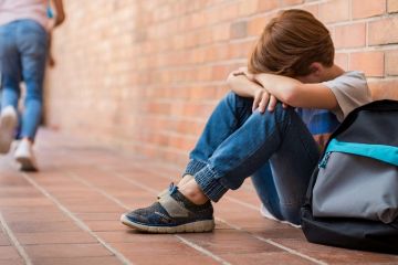 Психолог Марианна Абравитова: как понять, что ваш ребенок столкнулся со школьным буллингом и что делать дальше?