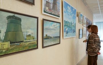 В Курчатове открылась выставка картин «Индустриальный пейзаж»