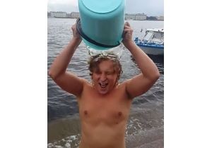 Санкт-петербуржец удивил всех своим вызовом в Ice Bucket Challenge