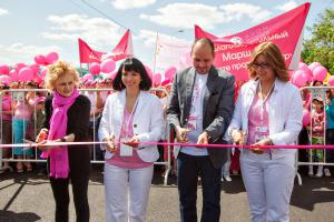 Более 18 000 человек поддержали Благотворительный Марш Avon «Вместе против рака груди» и Фестиваль здоровья и красоты 26 мая 2012 г