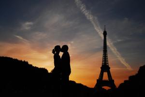 «Париж романтичный» от туроператора ICS Travel Group