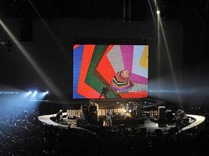 "Би-Би-Си" уличили в излишней рекламе нового альбома U2