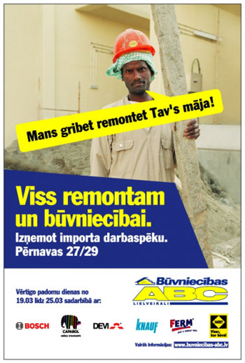 Реклама с чернокожим строителем возмутила власти Латвии