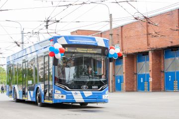 Транспортный парк Санкт-Петербурга пополнили новые троллейбусы «Адмирал 6281»