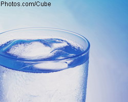 Потребители все чаще предпочитают покупную питьевую воду