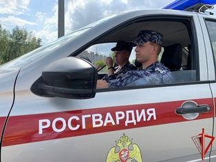Росгвардейцы задержали подозреваемого в серии хищений из торговой точки в Томске