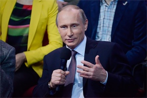 Путин призвал региональные СМИ обращаться в ОНФ со своими расследованиями