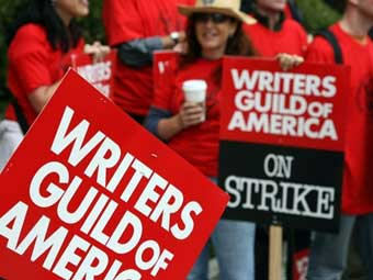 Телеканалы США потеряли четверть аудитории из-за забастовки Гильдии сценаристов