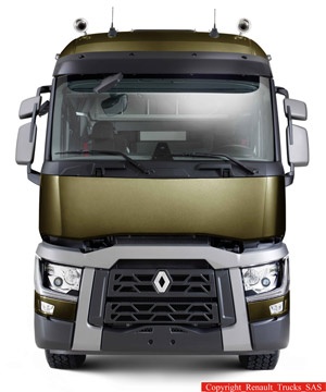 Первые 5 строительных грузовиков Renault Trucks серии С  – для российского рынка