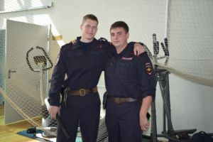 Зеленоградские полицейские провели «Зарядку со стражем порядка» в рамках Дня физкультурника