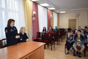 Женсовет УВД Зеленограда посетил Центр поддержки семьи и детства в День правовой помощи детям