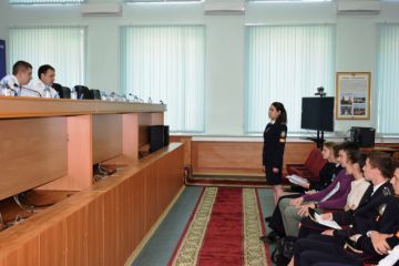 Руководство УВД Зеленограда встретилось с учащимися колледжа полиции