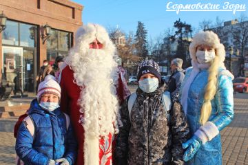 Дед Мороз и Снегурочка поздравят покупателей универмага «Сормовские Зори»