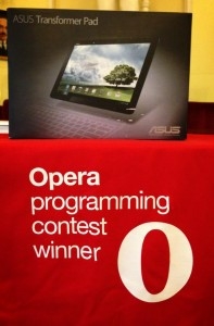 Opera Software наградила победителей «Open Class programming competition 2013» — международного соревнования по спортивному программированию в Одессе
