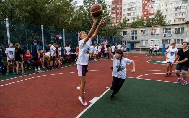 В Нижневартовске пересмотрят доступ к школьным стадионам