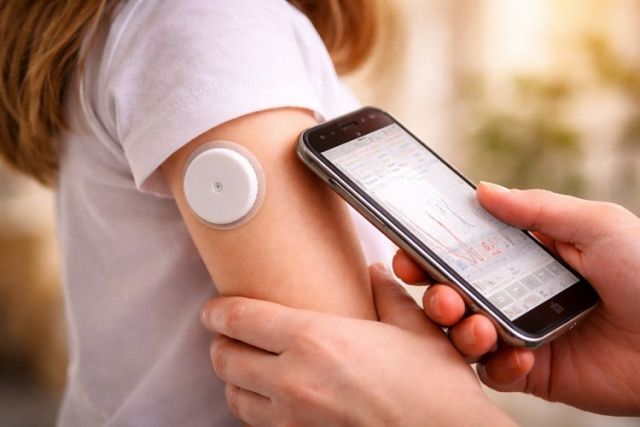 Lumiflex расширяет возрастные границы: в России  разрешили мониторинг глюкозы для новорождённых
