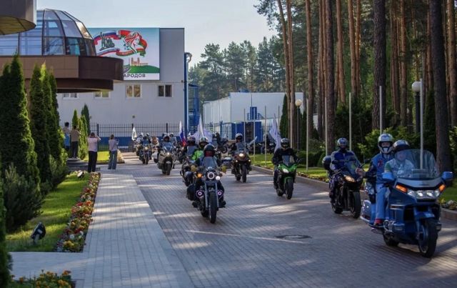 Работники АО «Транснефть – Дружба» приняли участие в российско-белорусском автомотопробеге