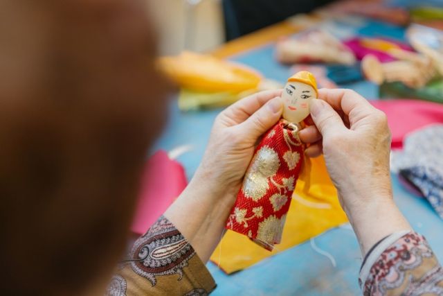 В бар к раввину, рок-концерт, цветочный своп и ночной квест