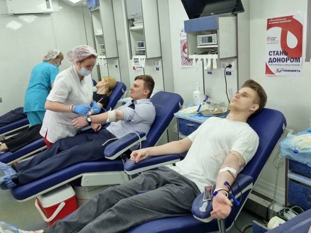 Работники АО «Транснефть – Дружба» приняли участие в донорской акции