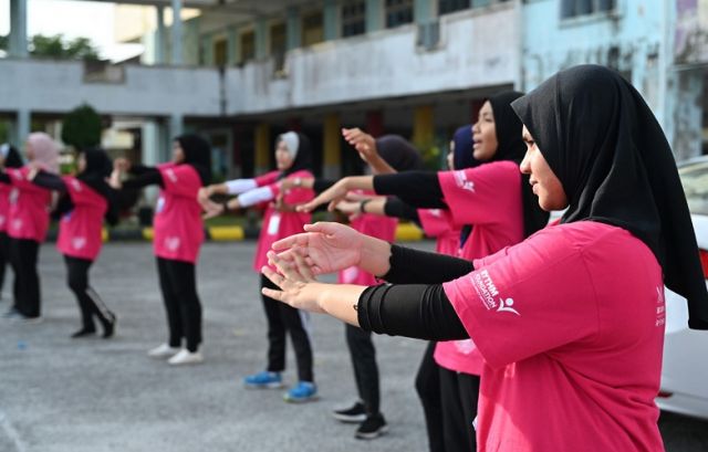 Годовой отчет фонда RYTHM: новые школы, социальные проекты и тысячи часов волонтерской помощи